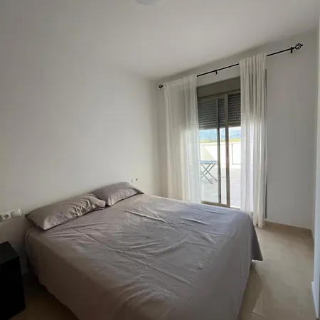 Duplex En Nova Entre Golf Y Met Lägenhet