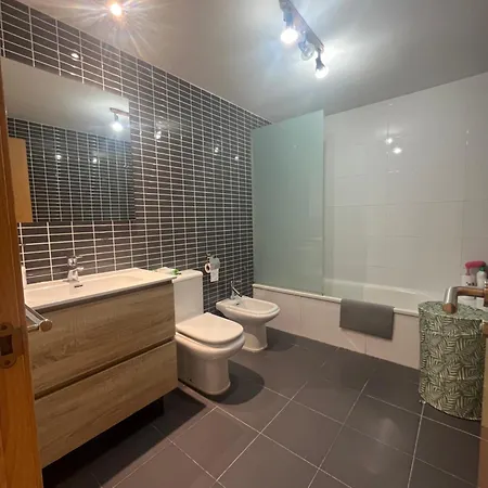 Duplex En Nova Entre Golf Y Met *