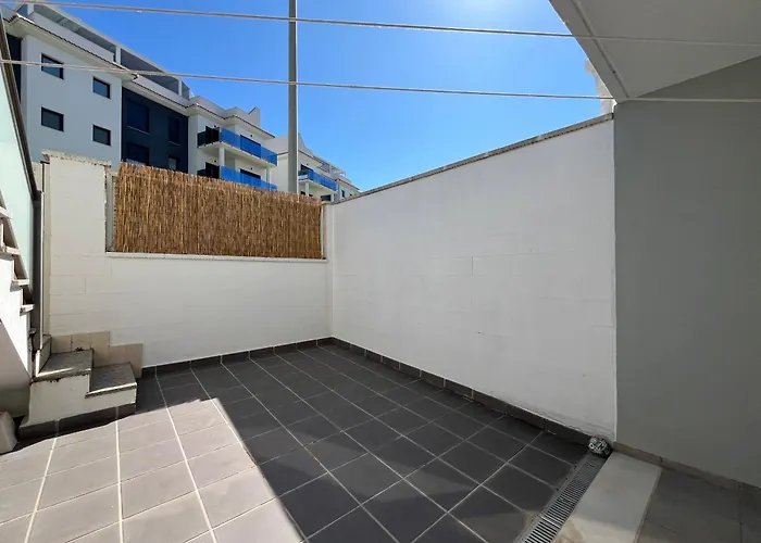 Duplex En Nova Entre Golf Y Met * Oliva